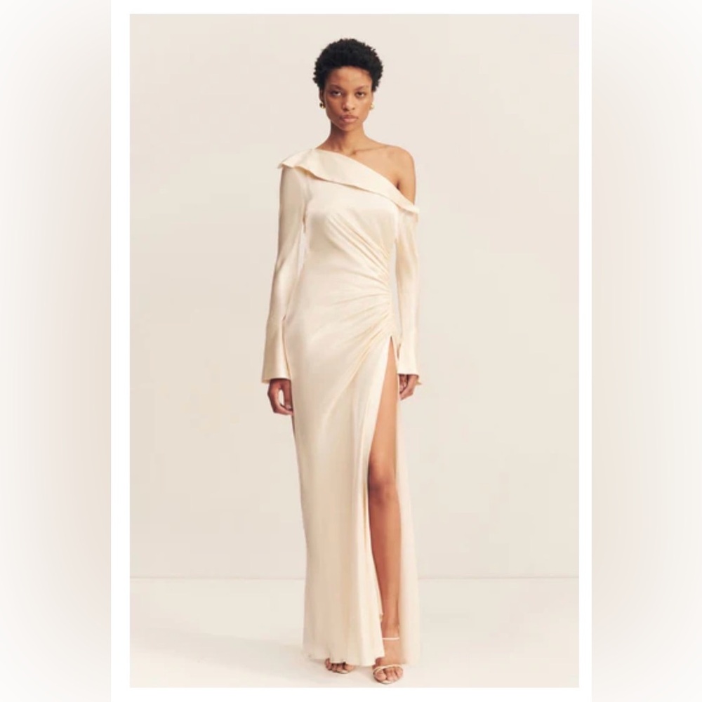 NWT Shona joy La Lune Long Sleeve Gathered Maxi Dress - Cream